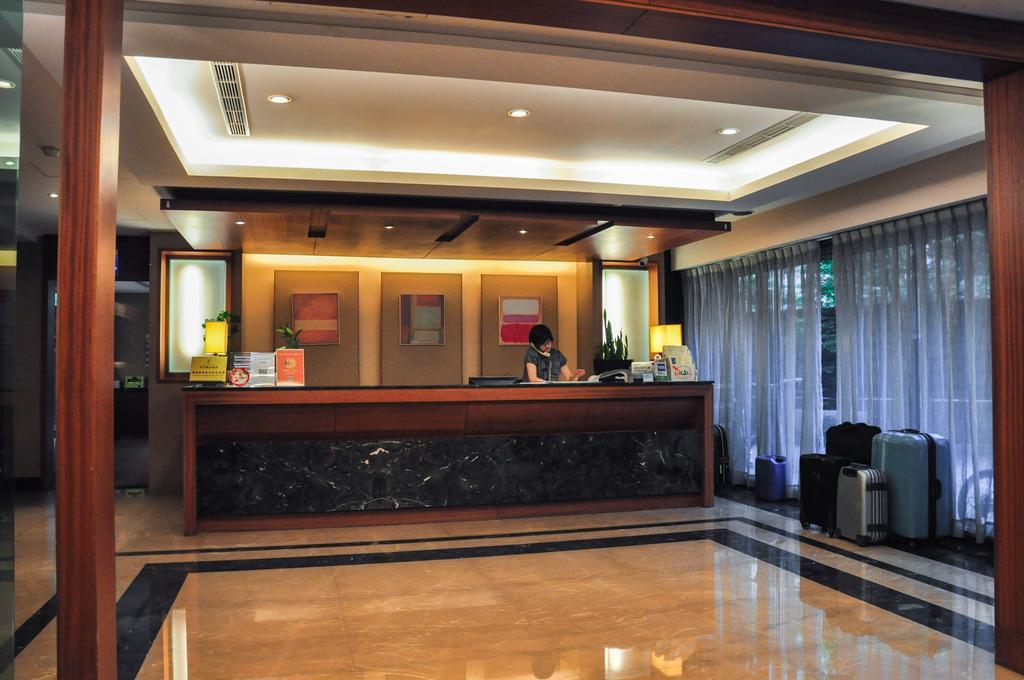 Jingan Classic Inn Чжунхэ Экстерьер фото